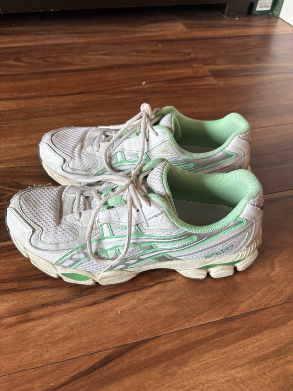 ASICS RUNNING SHOES - Picture 4 of 10